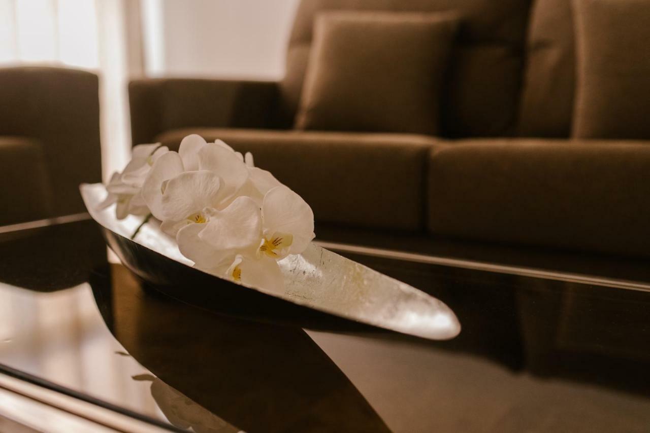 Alameda Amor Suite By Valcambre Seville Ngoại thất bức ảnh
